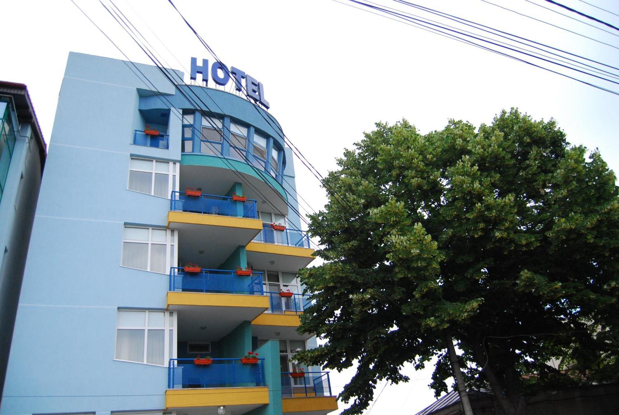 Hotel Dali 3*